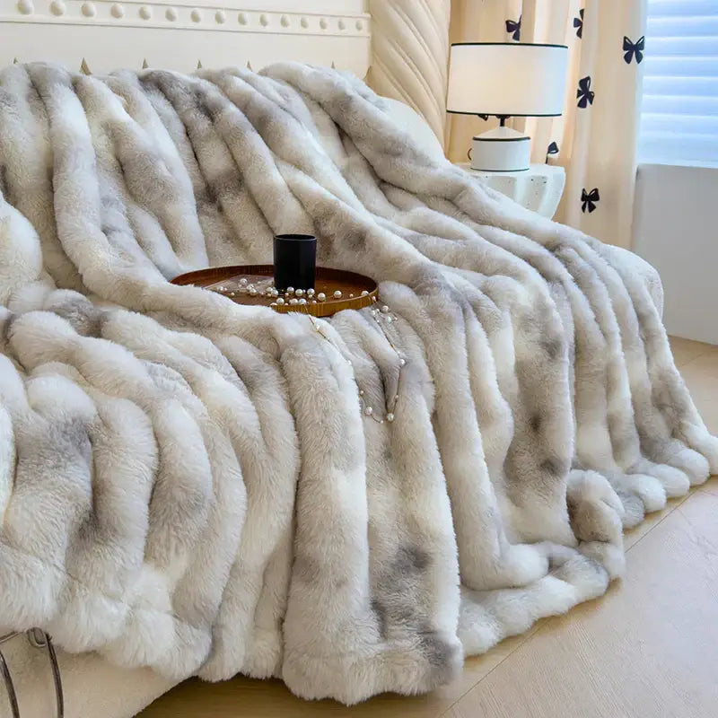 Gradient grey cashmere fleece chunky knit throw – bedroom blanket