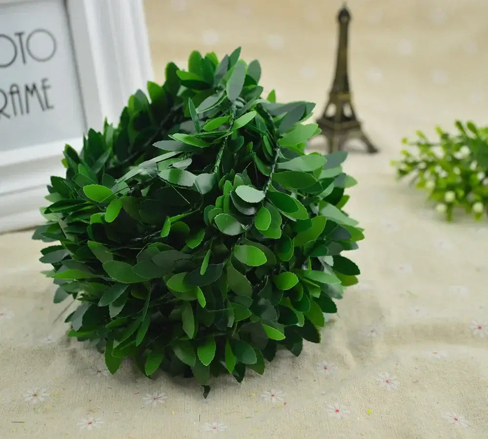 Green and autumn leaf vine wreath garland living room decor