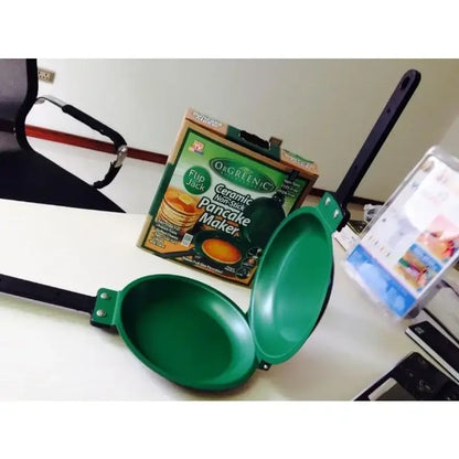 Green double sided pancake frying pan kitchen omelet maker