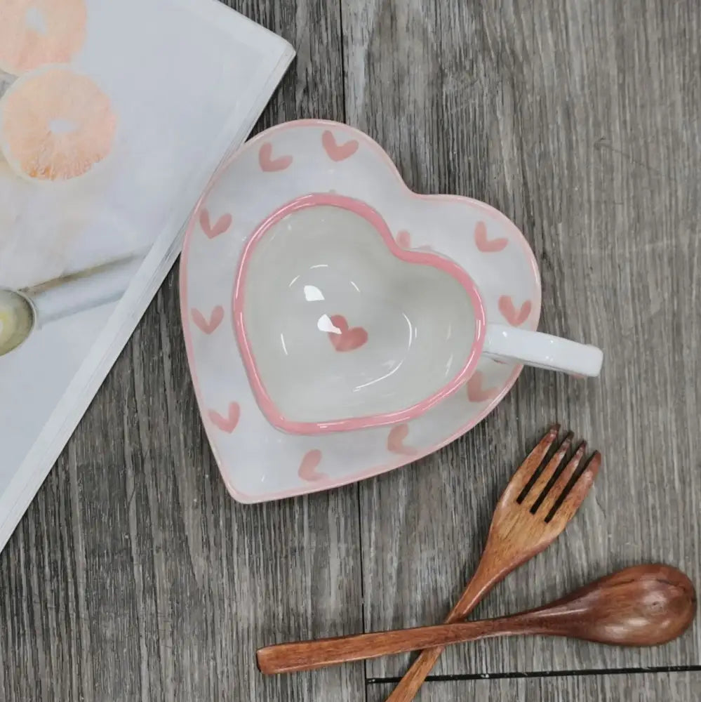 Hand painted heart handle pink polka dot love mug kitchen saucer set