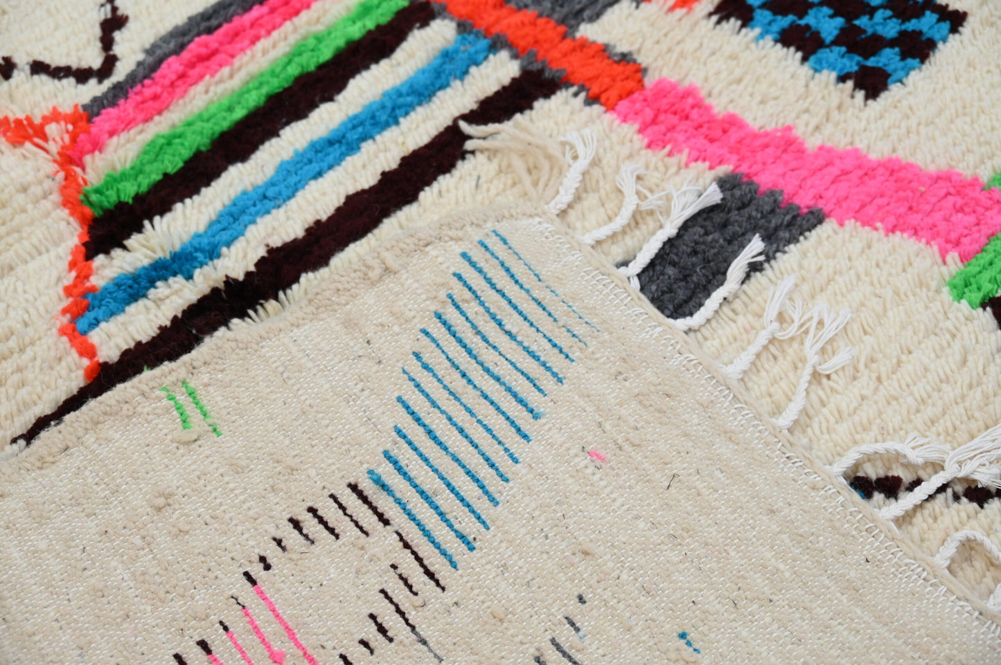 DecorBites™ Handmade Moroccan Azilal Rug - 234x161 cm