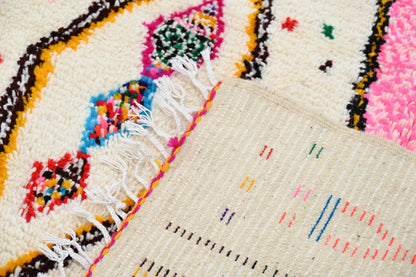DecorBites™ Handmade Moroccan Azilal Rug - 245x146 cm
