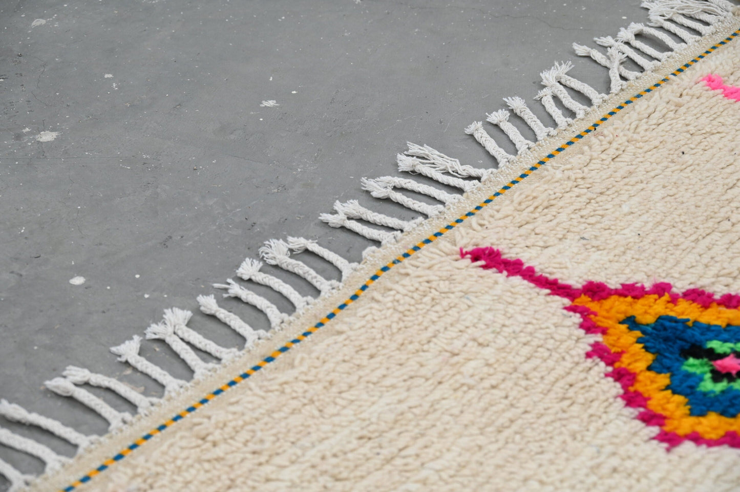 DecorBites™ Handmade Moroccan Azilal Rug - 250x148 cm