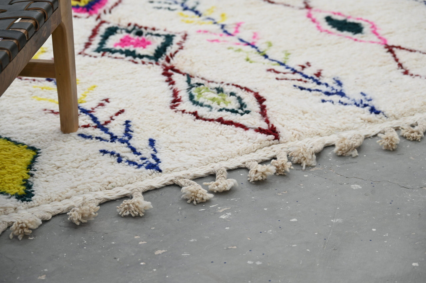DecorBites™ Handmade Moroccan Azilal Rug 293x206cm