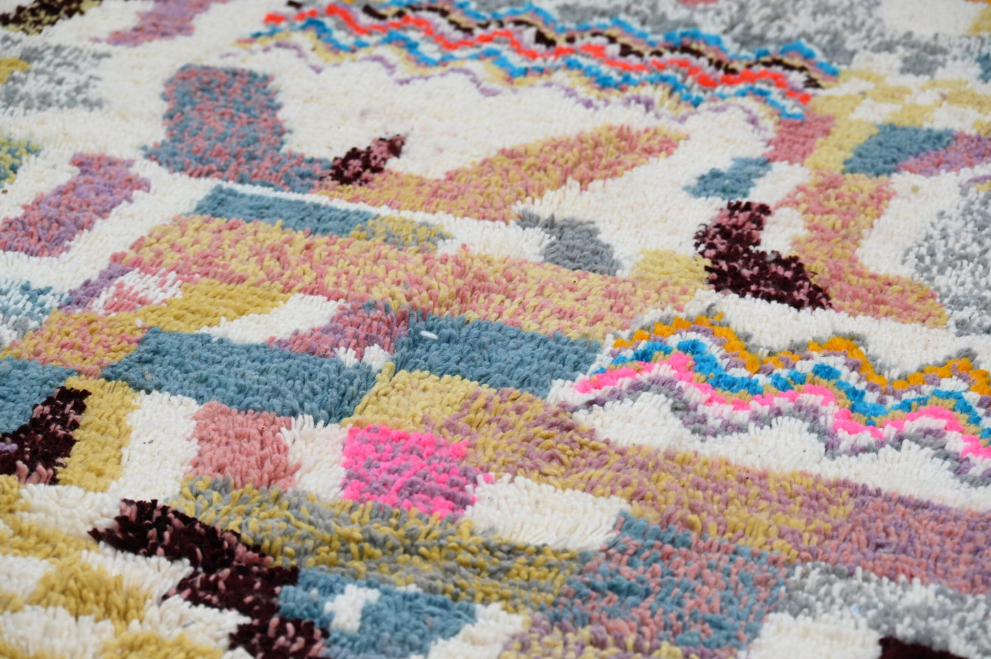 DecorBites™ Handmade Moroccan Azilal Rug: 300x208 cm
