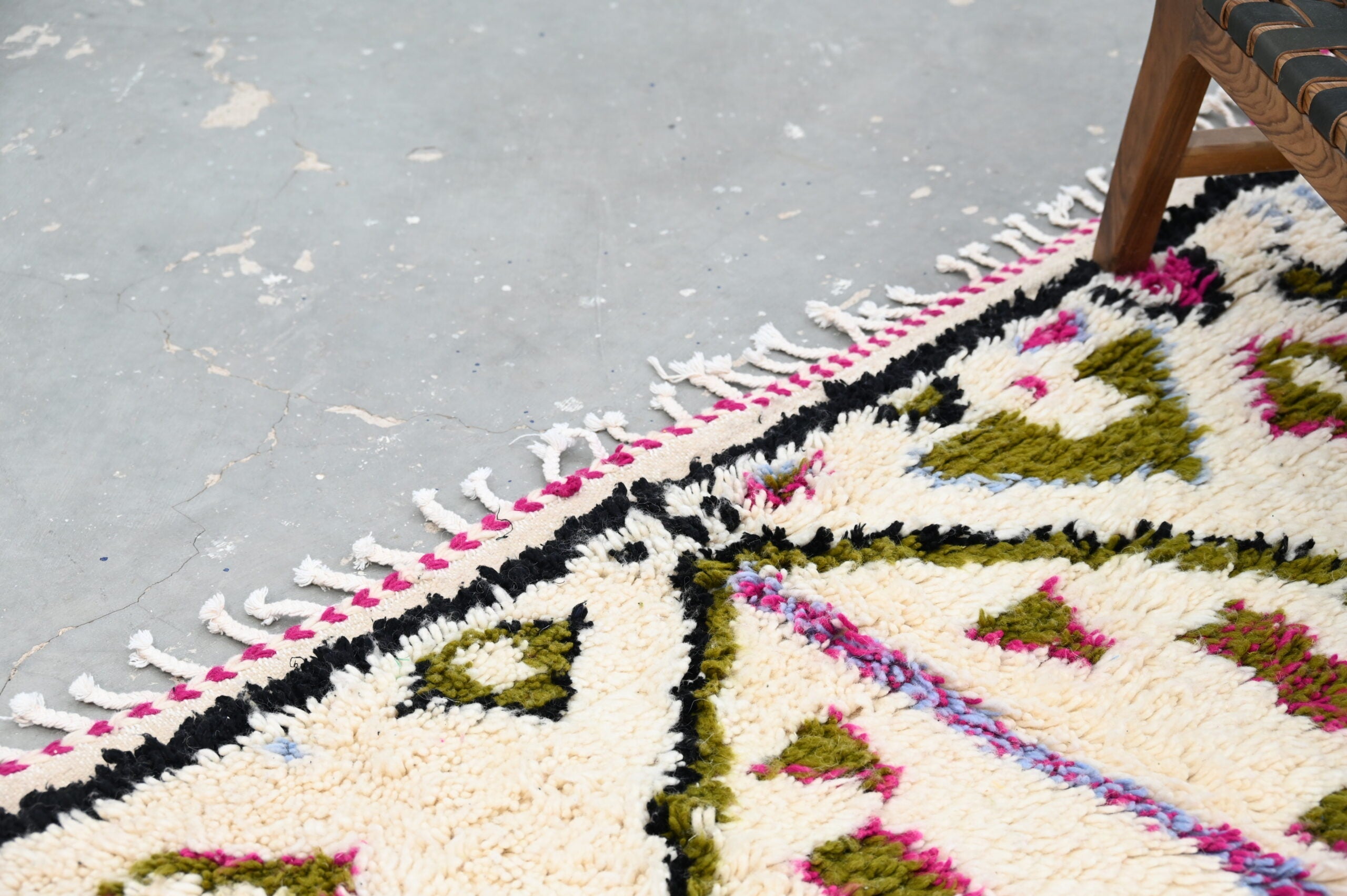 DecorBites™ Handmade Moroccan Azilal Rug 302x197 cm