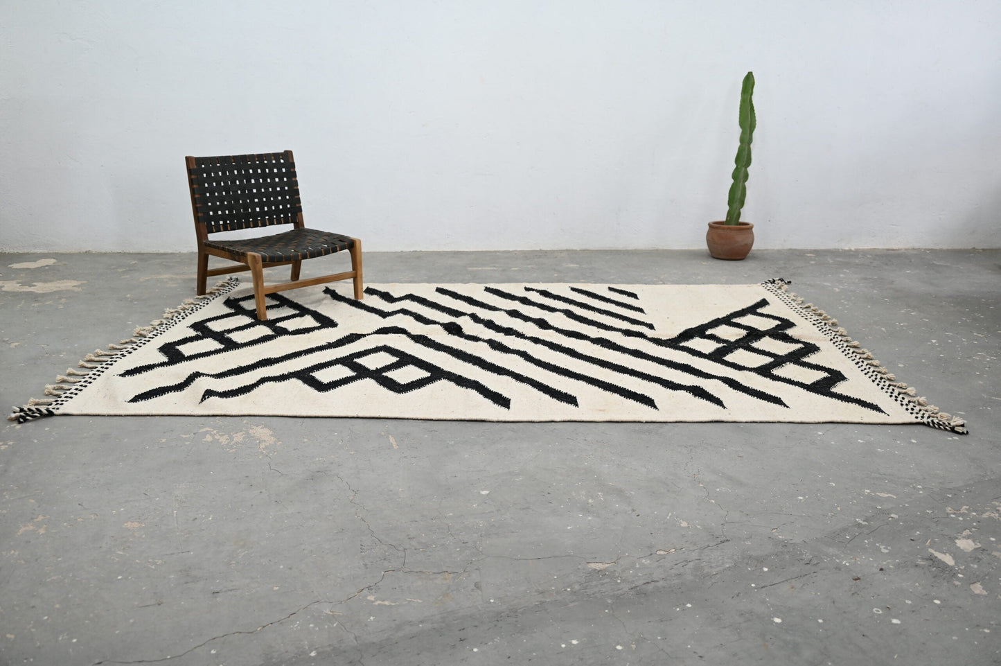 DecorBites™ Handmade Moroccan Azilal Rug - 317x200 cm