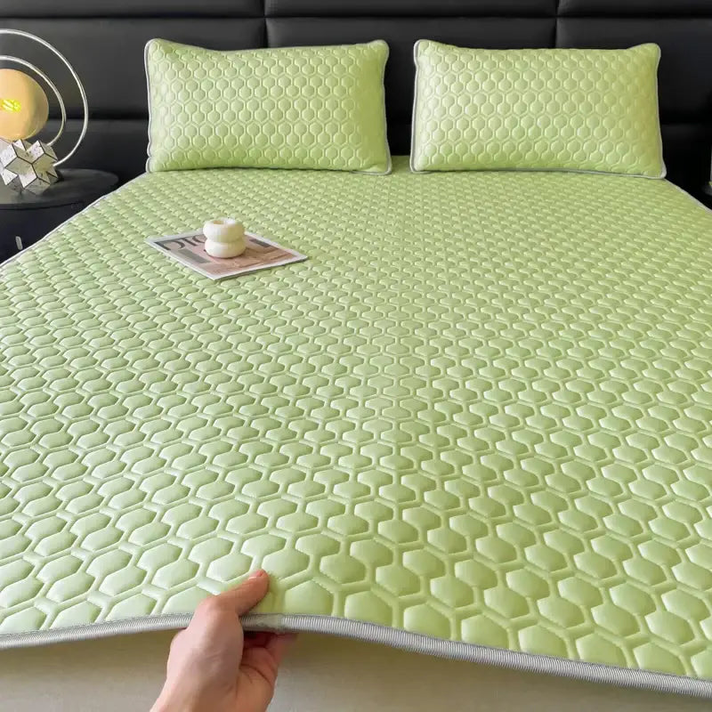 Hexagonal quilted pink & gray cooling bed sheet set bedroom mat