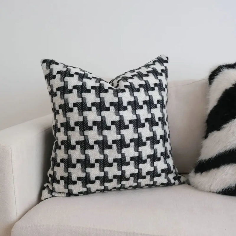 Houndstooth black & white crochet cushion cover living room decor