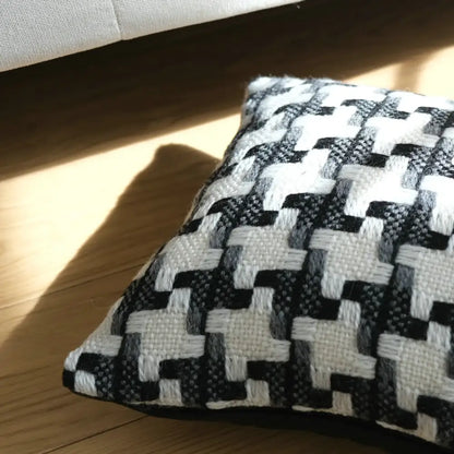 Houndstooth black & white crochet cushion cover living room decor