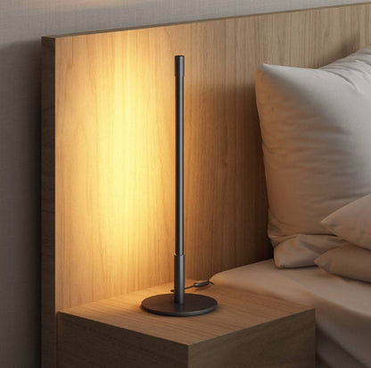 Léger LED Table Lamp