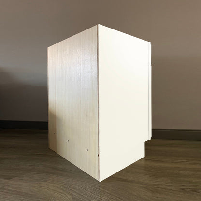 24 Inch Antique White Shaker Single Sink Bathroom Vanity