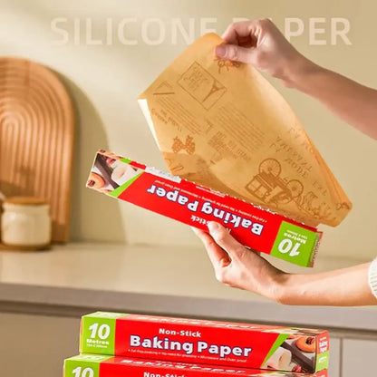 Illustrated grease-resistant baking paper for kitchen food wrapping