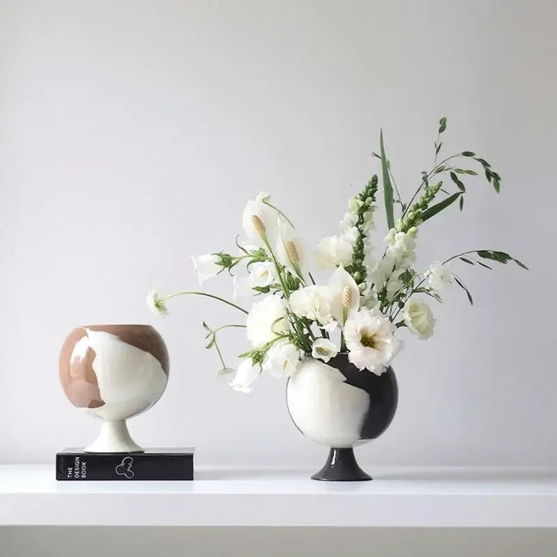Irregular grain black & white spherical vase living room decor