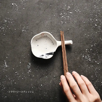 Japanese style retro ceramic sauce dish kitchen condiment bowl