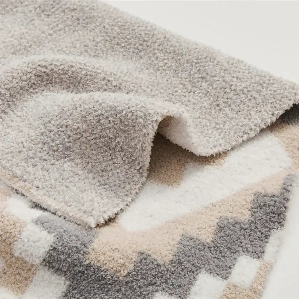 Knitted geometric quilt blanket – cream & gray living room throw