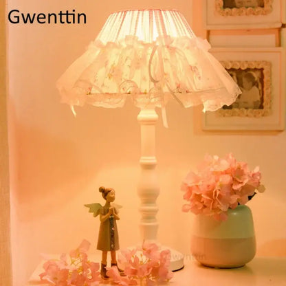 Korean lace princess white table lamp bedroom floral light