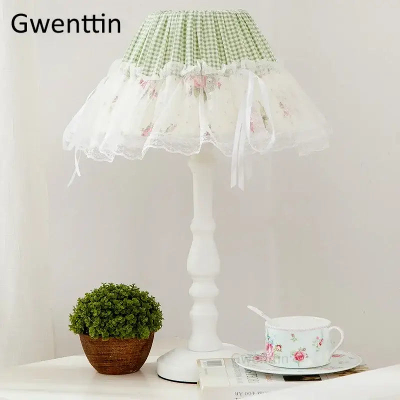 Korean lace princess white table lamp bedroom floral light