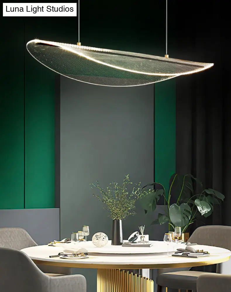 DecorBites™ Leaf Shaped Acrylic LED Suspension Light - Natural Elegance for Dining Room