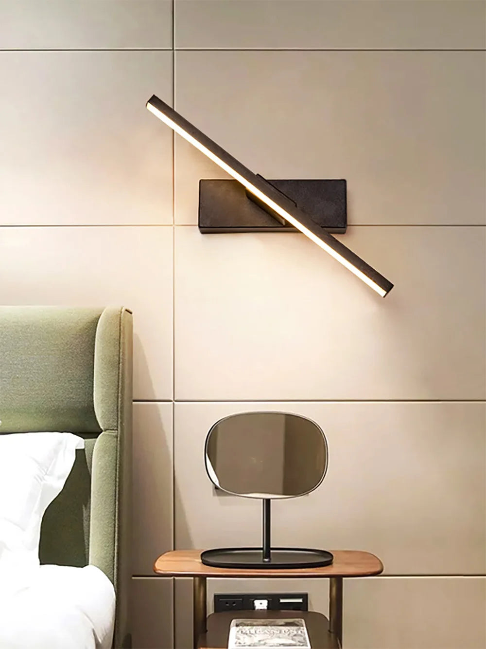 DecorBites™ Led Black Rechargeable 330 Rotated Wall Sconce