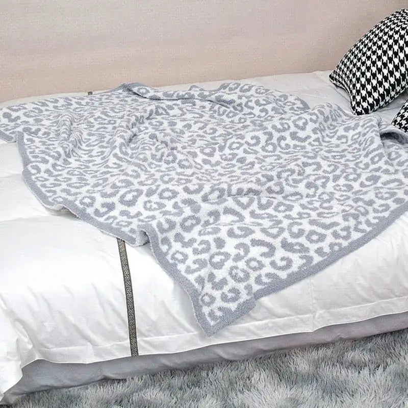 Leopard print cozy flannel velvet blanket bedroom sofa throw