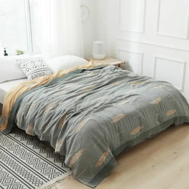 Light blue and white leaf cotton gauze towel throw – bedroom blanket