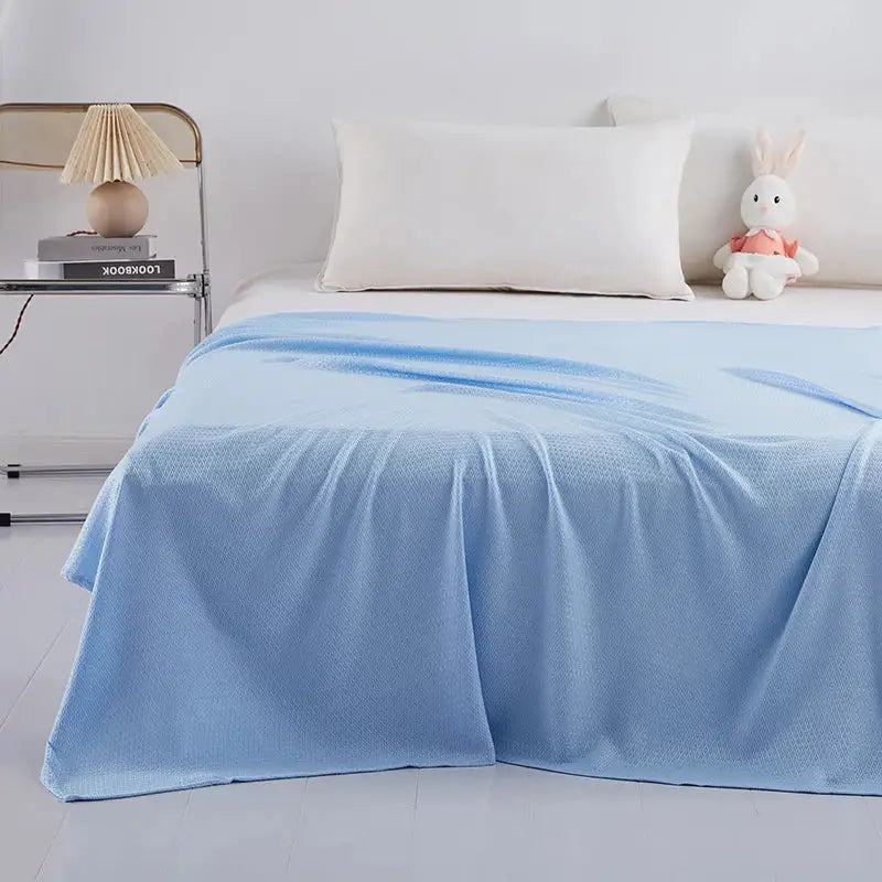 Light blue bamboo fiber summer quilt bedroom diamond grid blanket