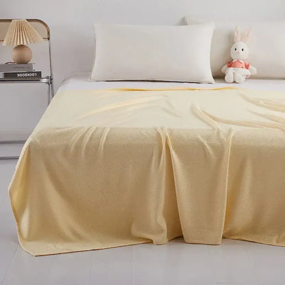 Light blue bamboo fiber summer quilt bedroom diamond grid blanket