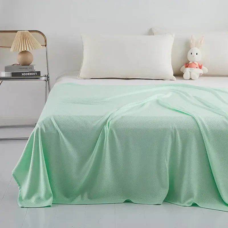 Light blue bamboo fiber summer quilt bedroom diamond grid blanket