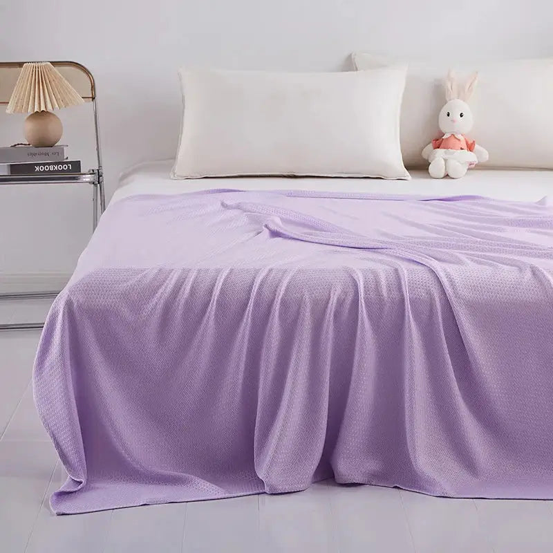Light blue bamboo fiber summer quilt bedroom diamond grid blanket