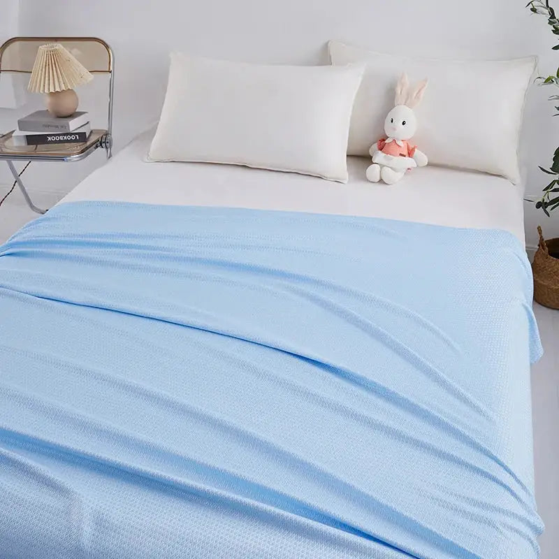 Light blue bamboo fiber summer quilt bedroom diamond grid blanket