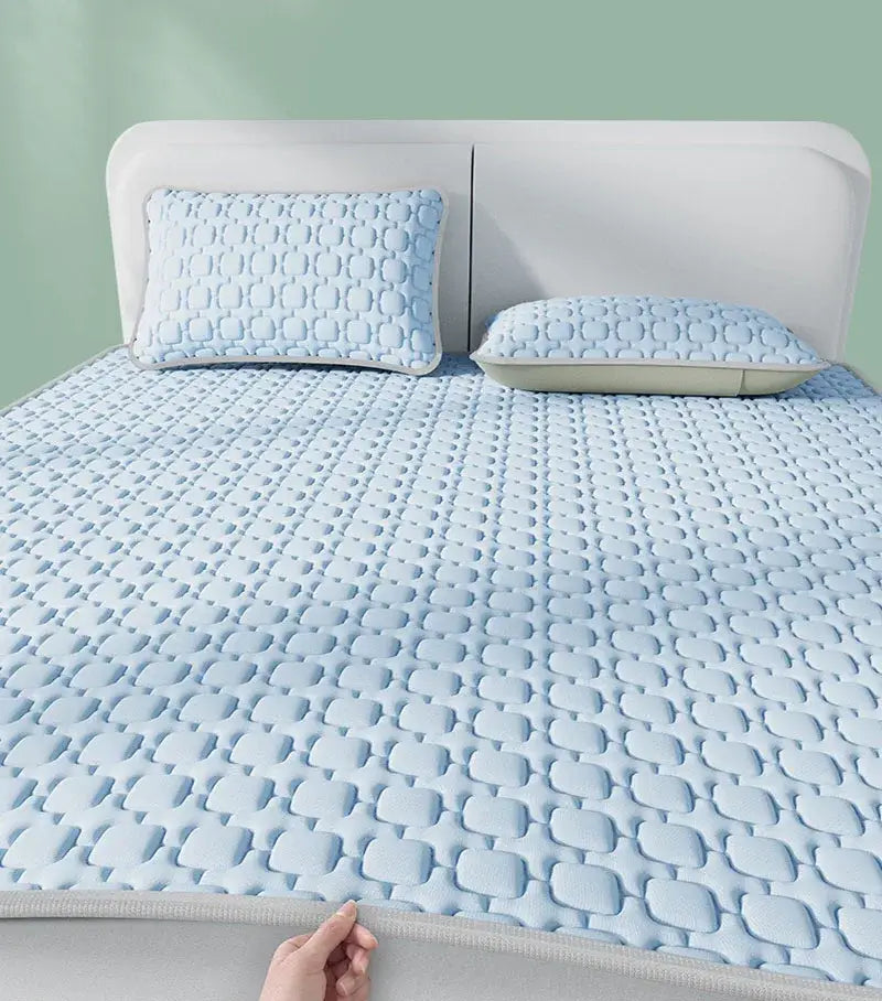 Light blue & beige cooling latex pad bedroom quilted mattress pad