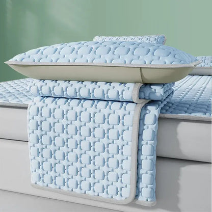 Light blue & beige cooling latex pad bedroom quilted mattress pad