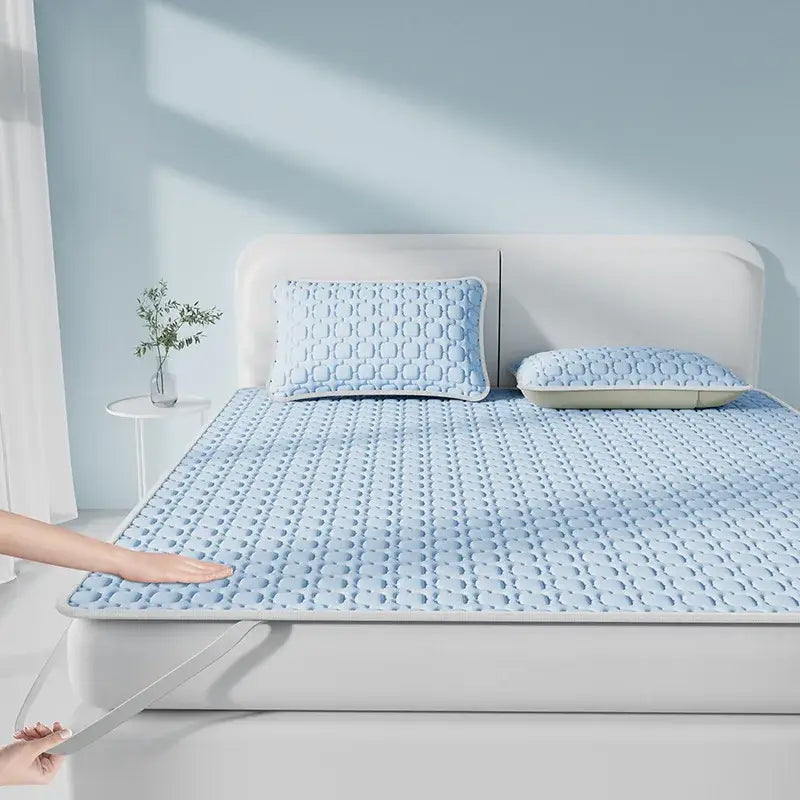 Light blue & beige cooling latex pad bedroom quilted mattress pad