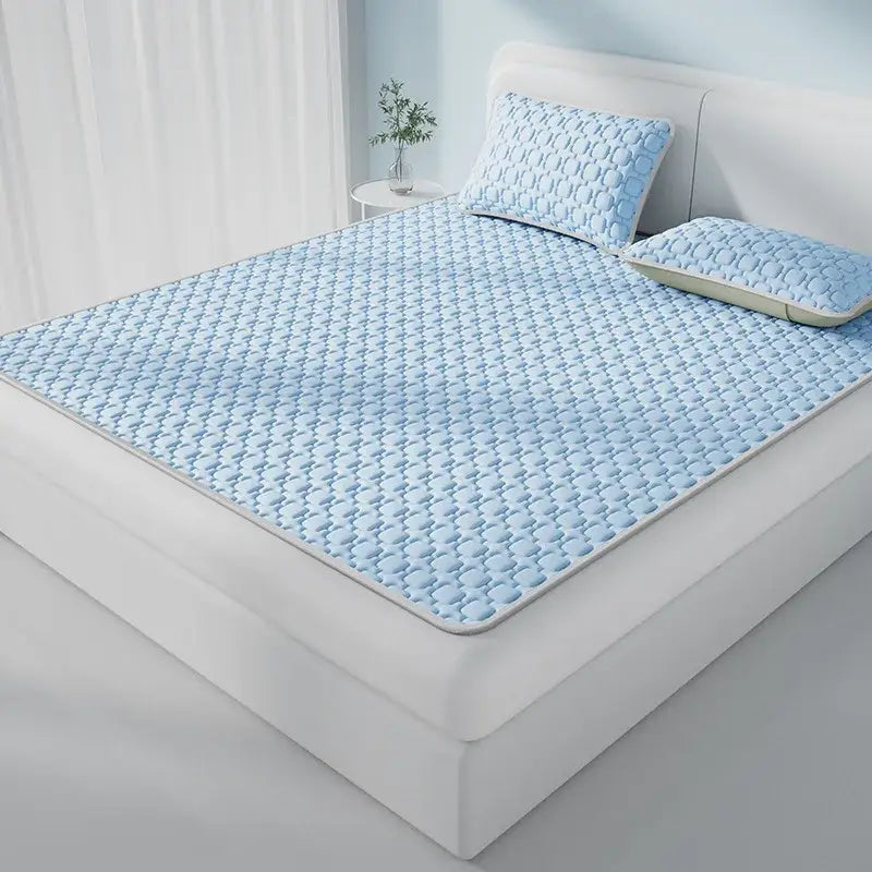 Light blue & beige cooling latex pad bedroom quilted mattress pad