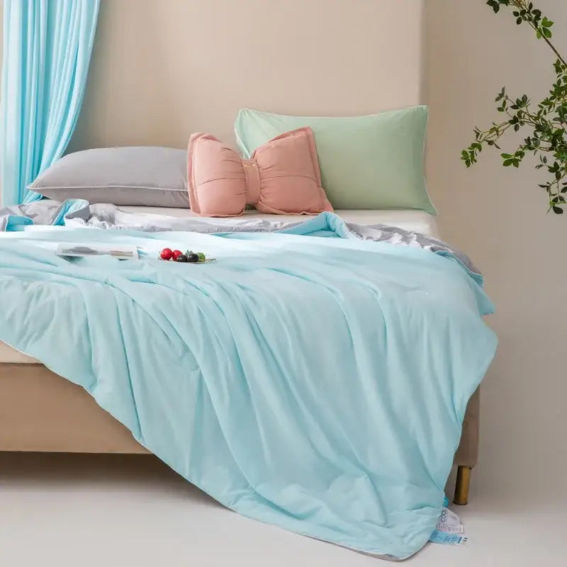 Light blue cool fiber summer blanket bedroom cooling quilt