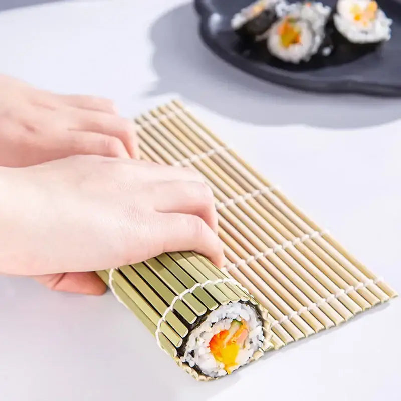 Light green bamboo sushi rolling mat set kitchen diy tool