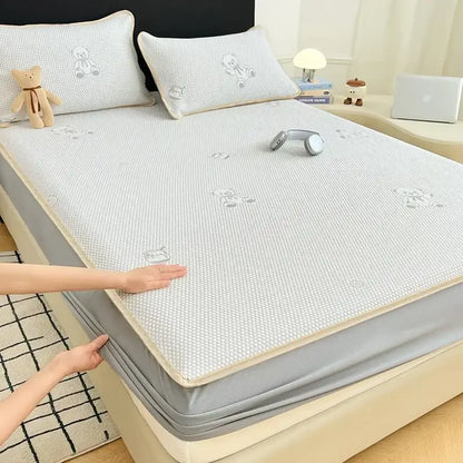 Little bear gray jacquard cooling mat bedroom mattress pad
