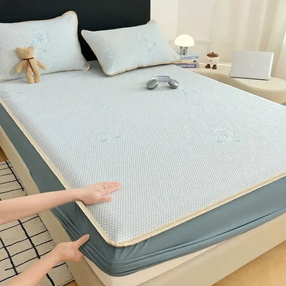 Little bear gray jacquard cooling mat bedroom mattress pad