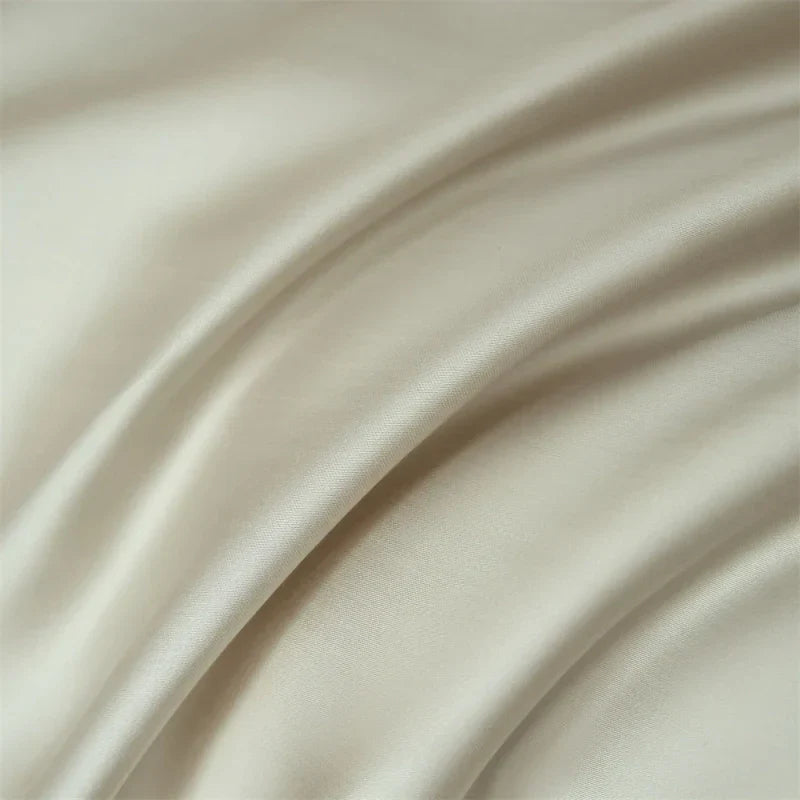 DecorBites™ Luxurious Lyocell Silk Bedding Set - Queen/King Size