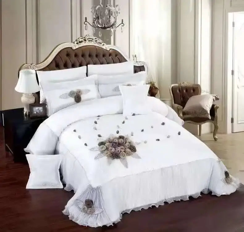 Luxurious red & champagne jacquard rose lace bedding set bedroom