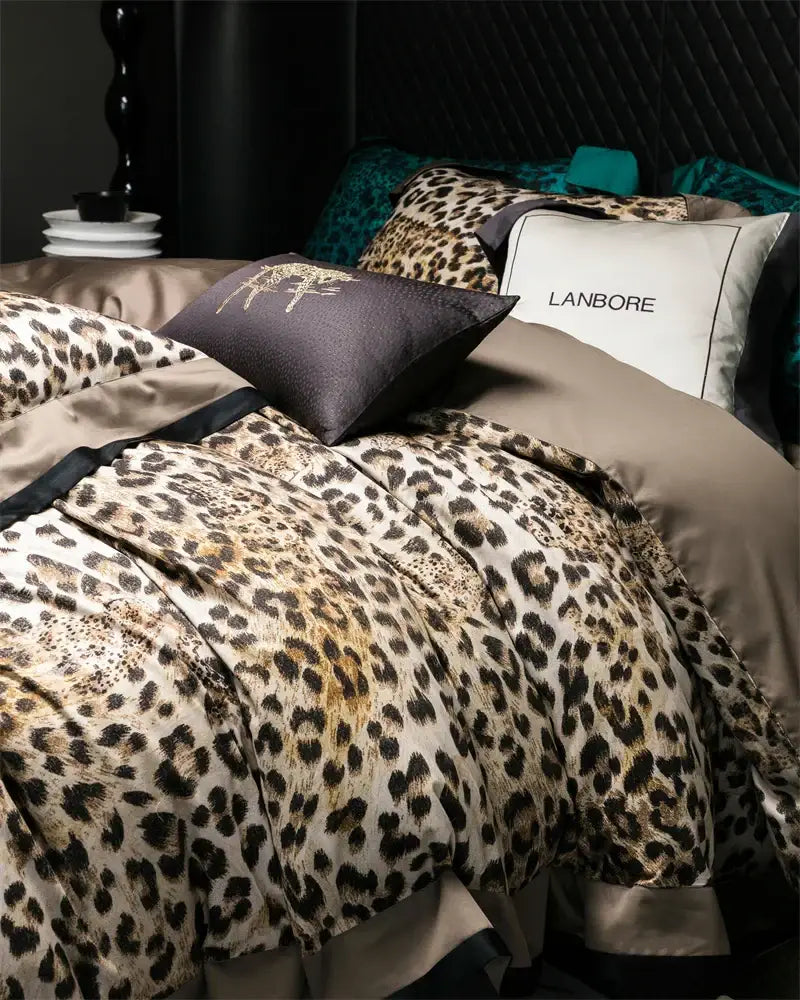 Luxury egyptian cotton leopard print bedding set beige & brown bedroom