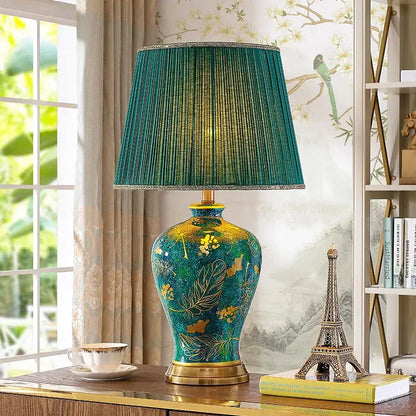 Luxury emerald queen green ceramic table lamp for bedroom lighting