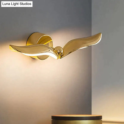 Luxury minimalist creative seagull wall lamp for bedroom living room