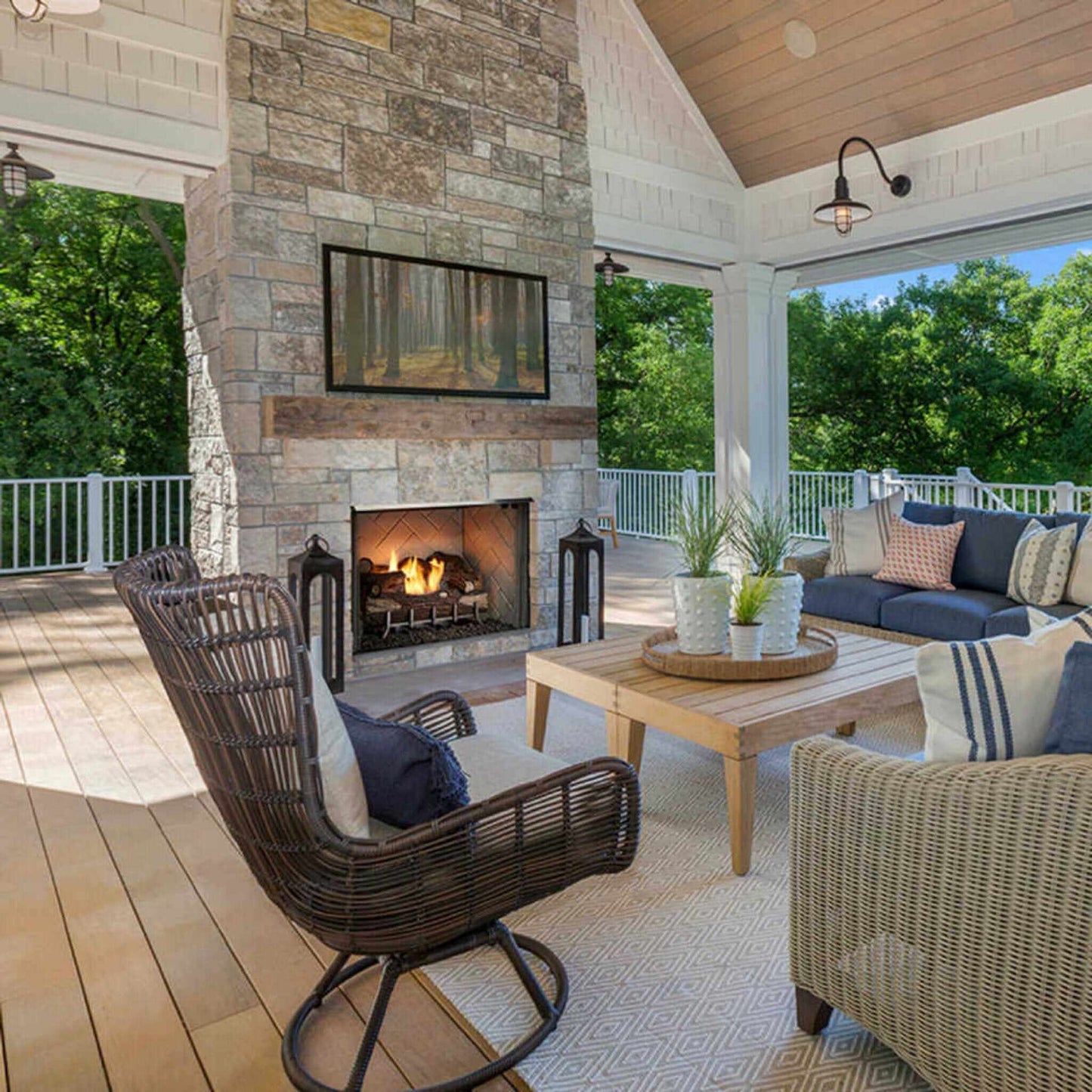 Majestic Vesper 42" Traditional Concrete Refractory Outdoor Gas Fireplace [VOFB42-T] (SAK61435)