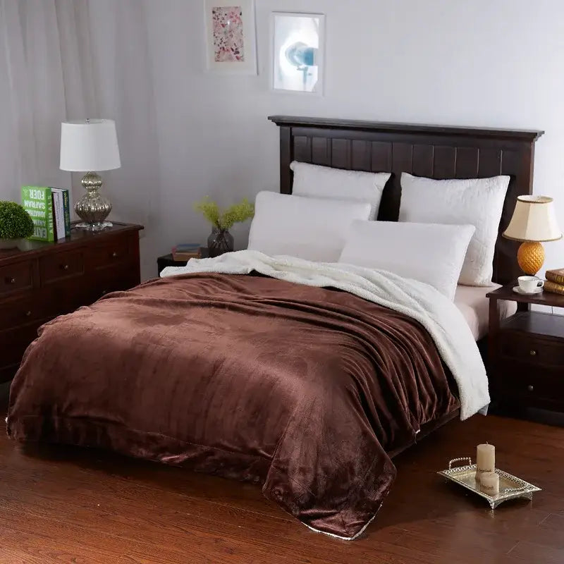 Maroon & white cozy plush blanket bedroom sherpa throw