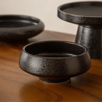 Matte black ceramic vase sword mountain set living room decor