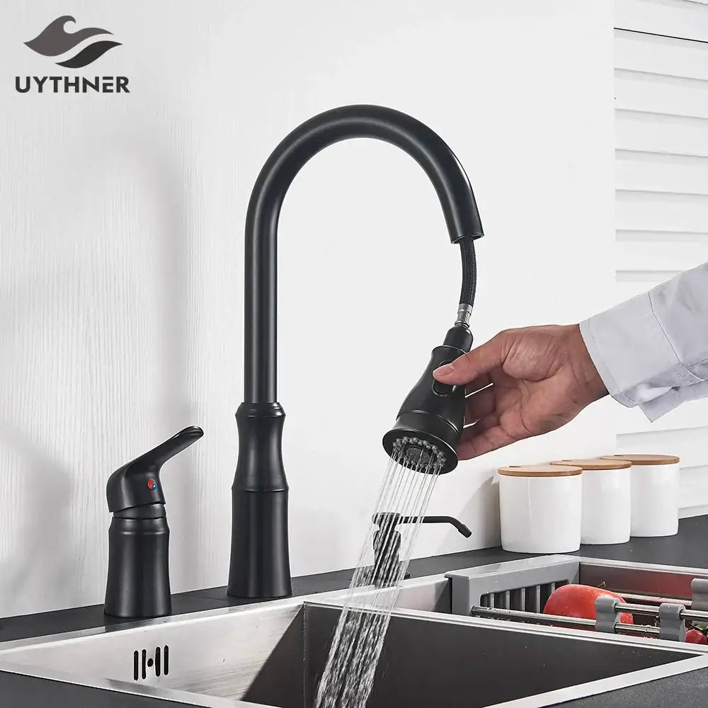 Matte brass black kitchen faucet with pull out spray head