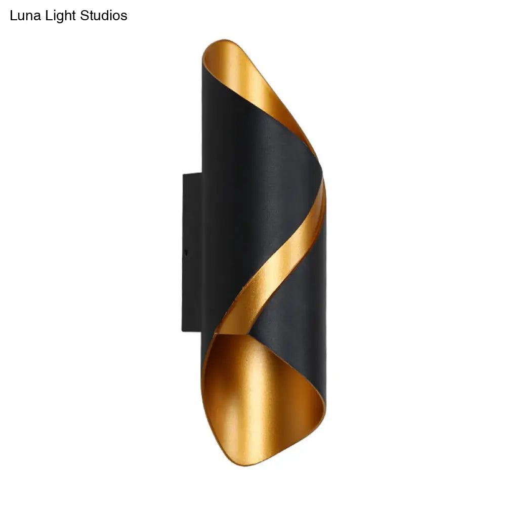 DecorBites™ Metal Wall Light with Post-Modern LED Technology, Black & Gold Finish