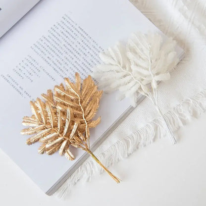 Metallic gold & silver palm leaves – living room decorative pins